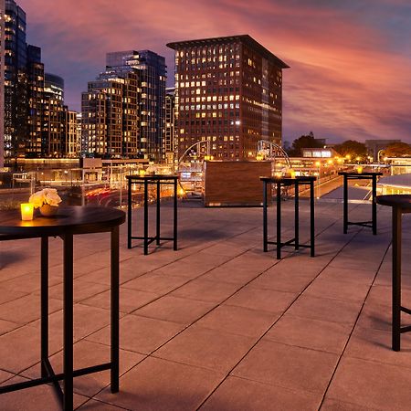 Omni Boston Hotel At The Seaport Exterior foto